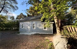 2519 Peebles Street, Eau Claire, WI 54703