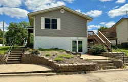 1006 N 14th Street, Centerville, IA 52544