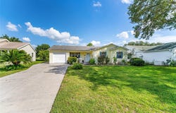 934 ORCHID STREET, LADY LAKE, FL 32159