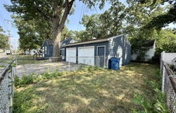 101 W Maplewood Avenue, Muskegon Heights, MI 49444