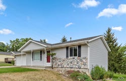 3976 York View Drive NW, Comstock Park, MI 49321
