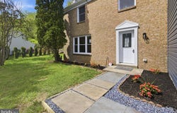 24823 CUTSAIL Drive, DAMASCUS, MD 20872