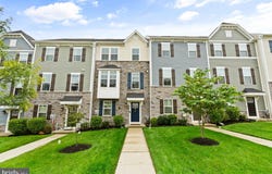 294 SUGAR MAPLE SQUARE, DOWNINGTOWN, PA 19335