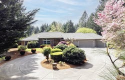 90150 SHORE Ln, Eugene, OR 97402