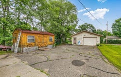 920 21st Avenue N, Saint Cloud, MN 56303