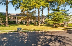 284 Parkside Drive, Suffern, NY 10901