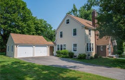 2640 Edgewood Road, Utica, NY 13501