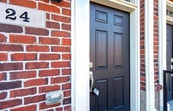 24 N Center Street, Springfield, OH 45502