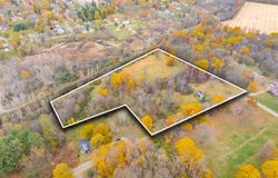 741 Montgomery Street, Marshall, MI 49068