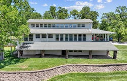 6004 Kentucky Road, Neosho, MO 64850