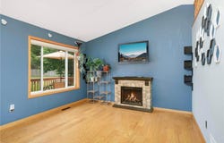 9005 349th Avenue NW, Wyanett Twp, MN 55371