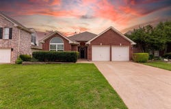 2401 Creekhaven Drive, Flower Mound, TX 75028