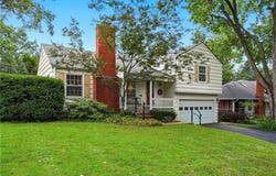 2805 W 73 Street, Prairie Village, KS 66208