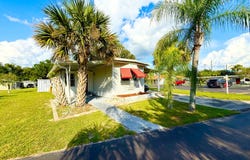5032 Peninsula St, Zephyhrills, FL 33541