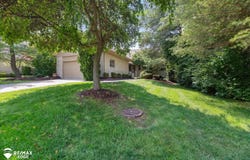 8078 Hawkcrest, Grand Blanc, MI 48439