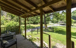 688 Saunders Hollow Road, Barboursville, WV 25504