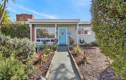 22 Melway CIR, MONTEREY, 93940