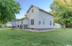 511 LOCUST Street, Prophetstown, IL 61277