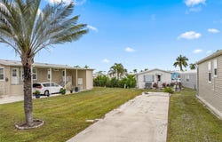 223 Derwent Boulevard W, Fort Myers, FL 33908