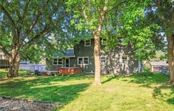 2917 Edgewood Avenue N, Crystal, MN 55427