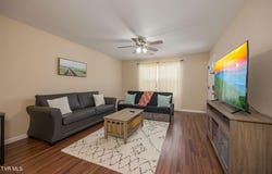 2834 Seth Avenue, Pigeon Forge, TN 37863