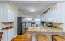 1407 Arendell Street, Morehead City, NC 28557