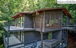 3077 Phoebe, Lenoir, NC 28645