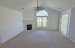 823 NE Devon Drive, Lee's Summit, MO 64064