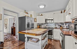 600 N 35th Street, Morehead City, NC 28557