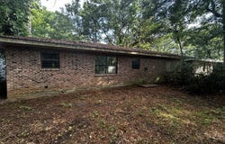 106 Oleander Drive, Picayune, MS 39466