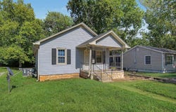 1228 E 15th Avenue, Bowling Green, KY 42104
