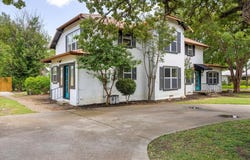 615 N Clinton Avenue, Stephenville, TX 76401