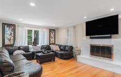 120 Fox Run, East Greenwich, RI 02818
