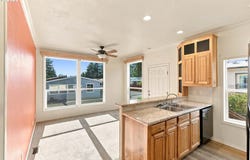 472 SHOREPINES Pl, CoosBay, OR 97420