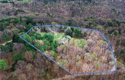 202 Silver Ridge Road, Eureka Springs, AR 72632