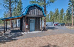 1909 Hackett Drive, La Pine, OR 97739