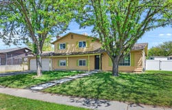 1440 DAVID Dr, Syracuse, UT 84075