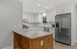 708 N Daniels, Carthage, TX 75633
