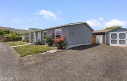 2802 S 5th Ave, Union Gap, WA 98903