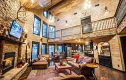 401 Eagle Mountain Trail, Broken Bow, OK 74728