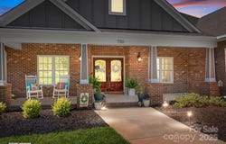 730 Oak Ridge Farms Circle unit: 14, Newton, NC 28658
