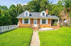 820 Moore Street, Reidsville, NC 27320