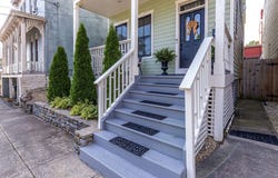 127 W 10th Street, Covington, KY 41011