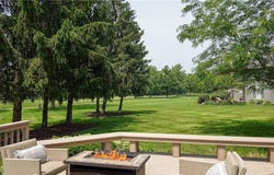 196 Chisholm Court, Aurora, OH 44202