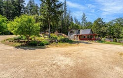 1905 W Evans Creek Road, Rogue River, OR 97537