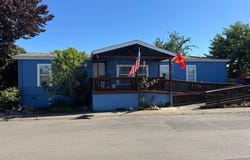 1500 S SANDOZ RD, Newberg, OR 97132
