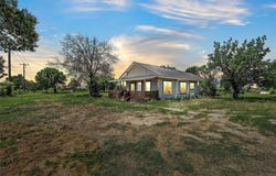 709 S Pleasant Hill Road, Axtell, TX 76624