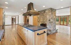 40 Thornley Dr, Chatham Twp., NJ 07928-1314