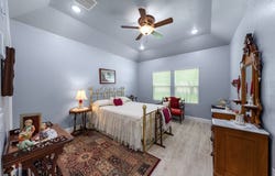 1703 N Valencia Dr, Kerrville, TX 78028