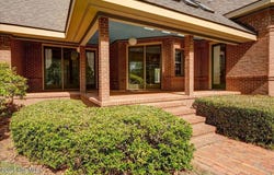 6001 Club House Drive, New Bern, NC 28562
